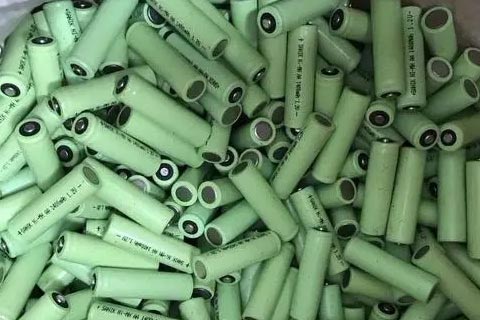 巴彦淖尔电池电解液回收|科士达废旧电池回收